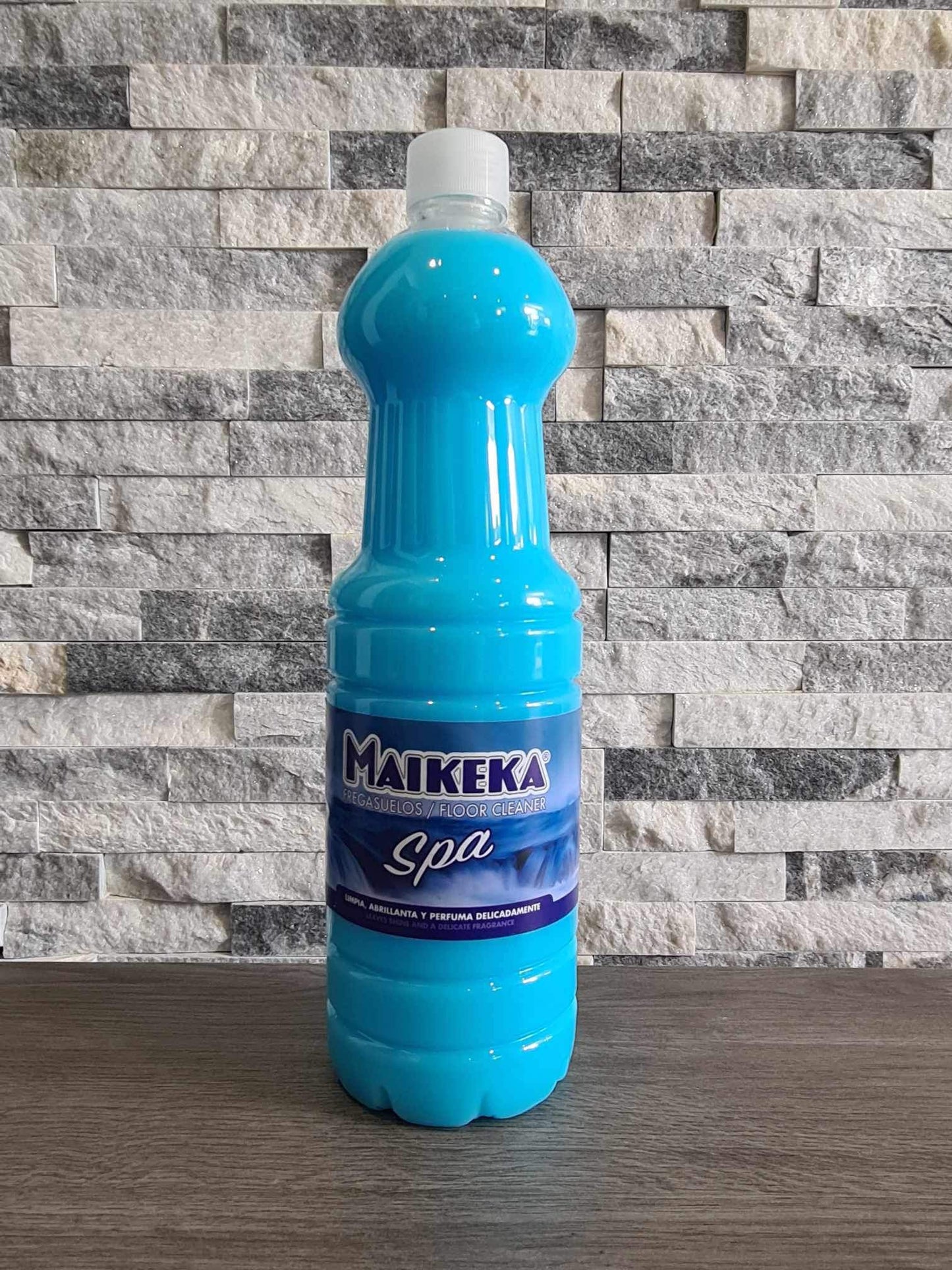 Maikeka Spa Floor Cleaner